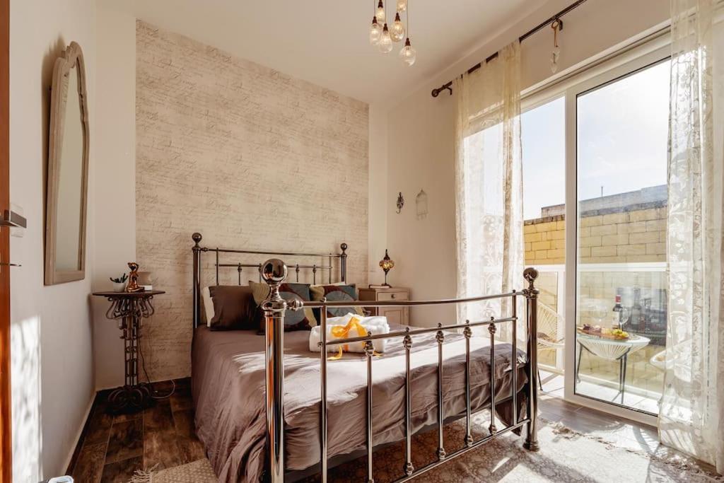 Luxury Designer Penthouse With Private Jacuzzi Apartment Sliema Ngoại thất bức ảnh