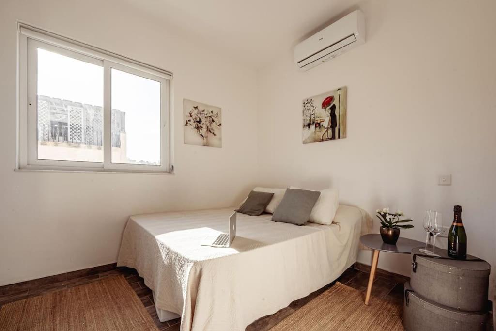 Luxury Designer Penthouse With Private Jacuzzi Apartment Sliema Ngoại thất bức ảnh